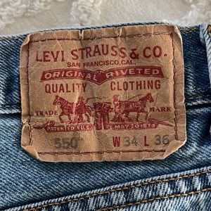 Levi’s 550 relaxed fit jeans W34 L36